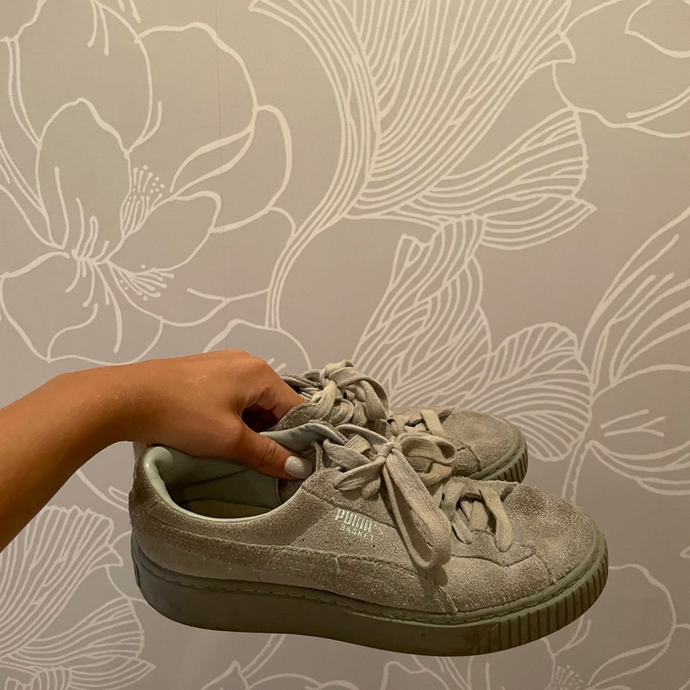 Puma sneakers